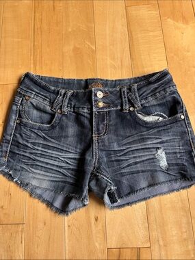 Almost famous jean shorts